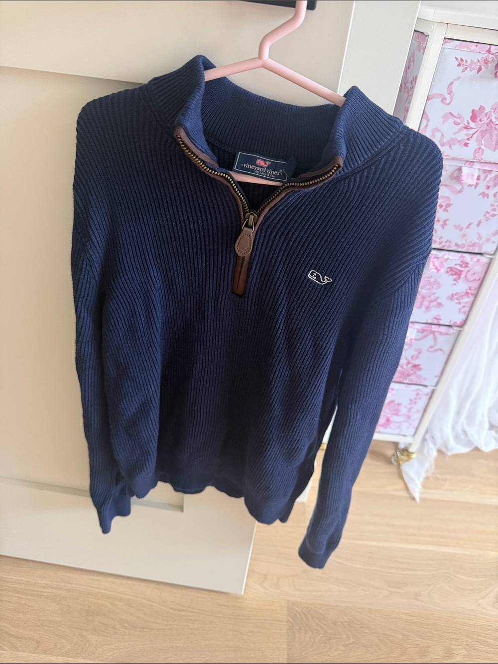 Vineyard vines boys sweater size 7 worn once